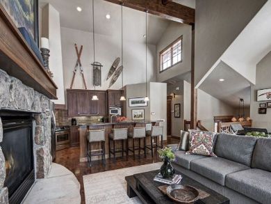 Breckenridge Luxury Vacation Rental Sleeps Twelve  Guests