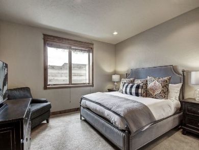 Breckenridge Luxury Vacation Rental Sleeps Twelve  Guests