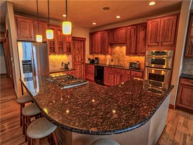 Breckenridge Vacation Townhouse Sleeps Twelve Guests.