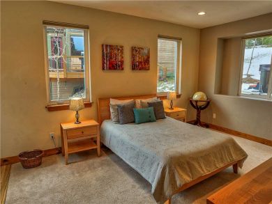 Breckenridge Vacation Townhouse Sleeps Twelve Guests.