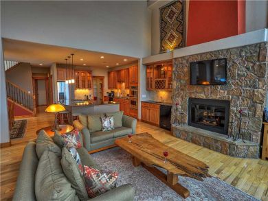 Breckenridge Vacation Townhouse Sleeps Twelve Guests.
