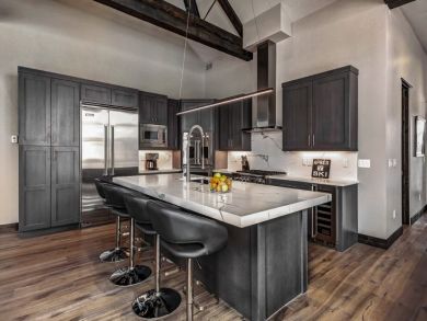 Breckenridge Luxury 4 Bedroom Home with Mountain View