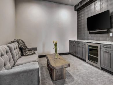 Breckenridge Luxury 4 Bedroom Home with Mountain View