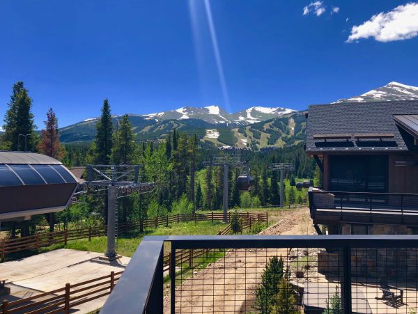 Breckenridge Vacation Duplex Sleeps 12 Guests.