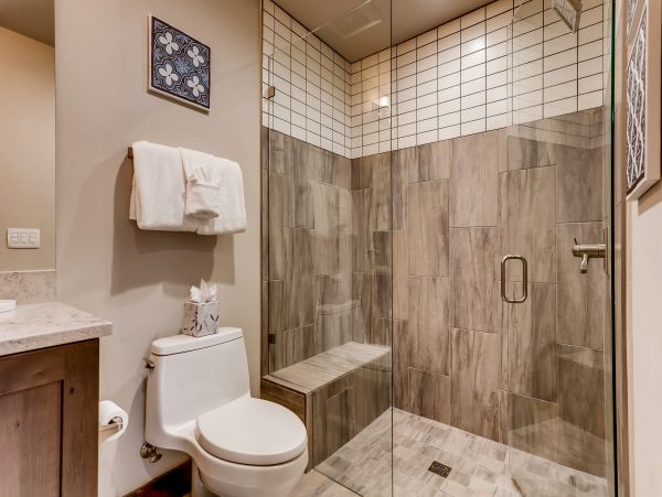 Breckenridge Vacation Duplex Sleeps 12 Guests.