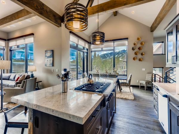 Breckenridge Vacation Duplex Sleeps 12 Guests.
