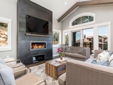 Park City  Vacation Home Sleeps Ten Guests.