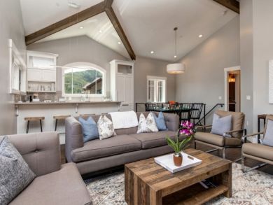 Park City  Vacation Home Sleeps Ten Guests.