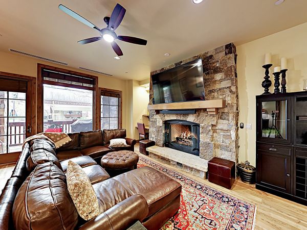 Avon Luxury Vacation Rental Condo Three Bedrooms