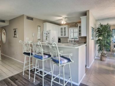 Sanibel Vacation Condo Sleeps Seven Guests.
