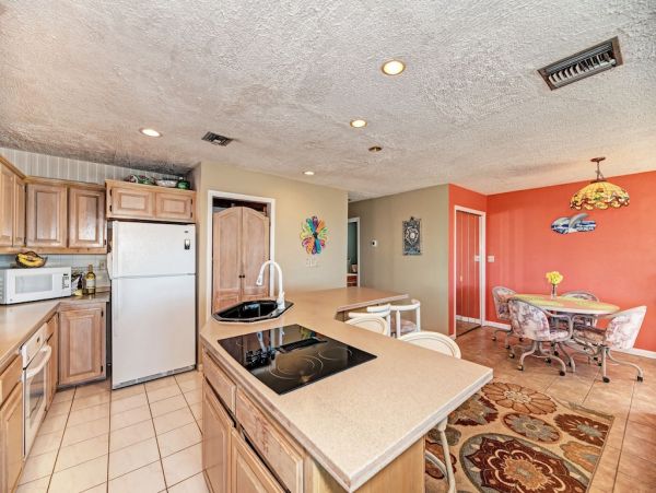 Manasota Key Vacation Townhouse Beachfront