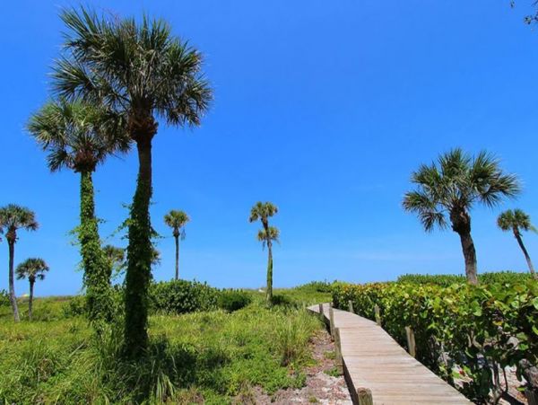 2 Bedroom Captiva Island Vacation Condo Plus Loft Sleeps 8
