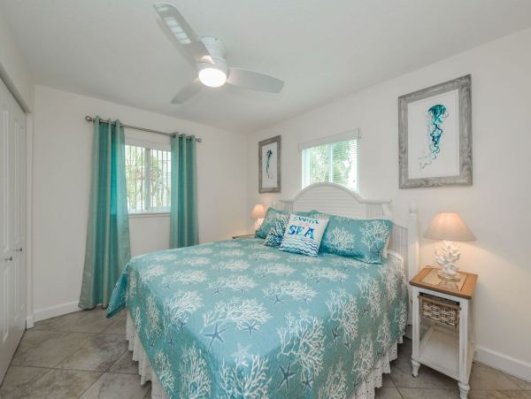 Siesta Key Vacation 2 Bedrooms 2nd Floor Duplex Sleeps 8