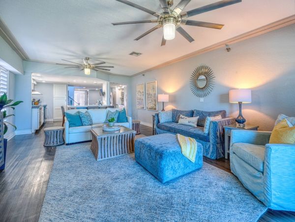 Beachfront 4 Bedroom Townhome with Stunning Gulf Views