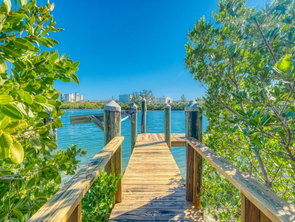 Beachfront 4 Bedroom Townhome with Stunning Gulf Views