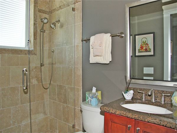 Beachfront Redington Shores 4 bedroom Vacation Home