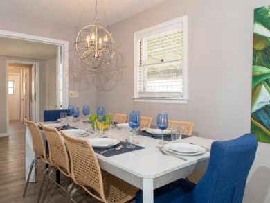 Clearwater Vacationing Sleeps 10 Guests