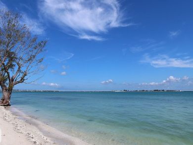 Luxury Sanibel Vacation Home Sleeps Six Guests. Luxury Sanibel Vacation Home Sleeps Six Guests.