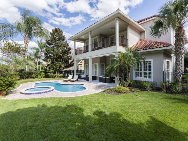 Luxury 6-Bedroom Vacation Home in Kissimmee near Disney with Private Pool