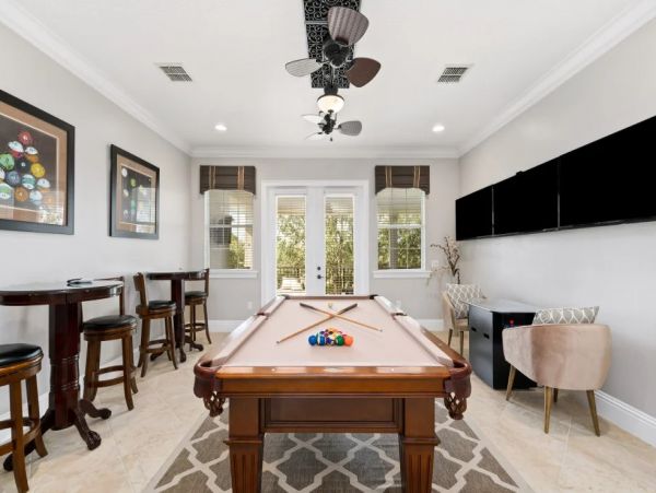 Luxury 6-Bedroom Vacation Home in Kissimmee near Disney with Private Pool
