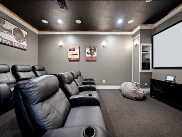 Luxury 6-Bedroom Vacation Home in Kissimmee near Disney with Private Pool