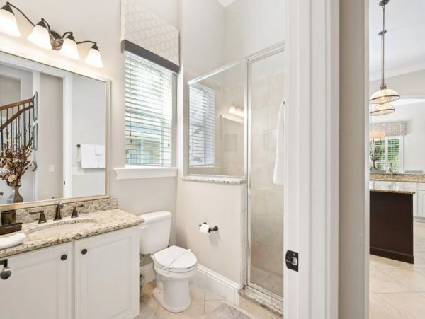 Luxury 6-Bedroom Vacation Home in Kissimmee near Disney with Private Pool