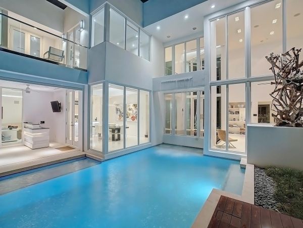 Fort Lauderdale Luxury Vacation Home Sleeps Twelve Guests