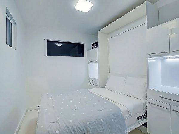Fort Lauderdale Luxury Vacation Home Sleeps Twelve Guests