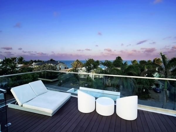 Fort Lauderdale Luxury Vacation Home Sleeps Twelve Guests