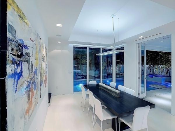 Fort Lauderdale Luxury Vacation Home Sleeps Twelve Guests