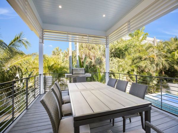 Gulf Views From This Anna Maria Luxury 4 Bedroom Rental