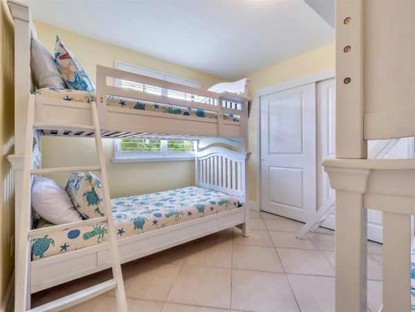 Steps to Beach Sanibel Vacation Home Three Bedroom