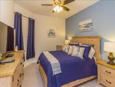 Brandenton Beach Vacation Condo Sleeps Eight Guests.