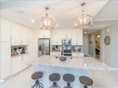 Brandenton Beach Vacation Condo Sleeps Eight Guests.