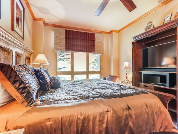 Beaver Creek Vacation Condo Sleeps Ten Guests.