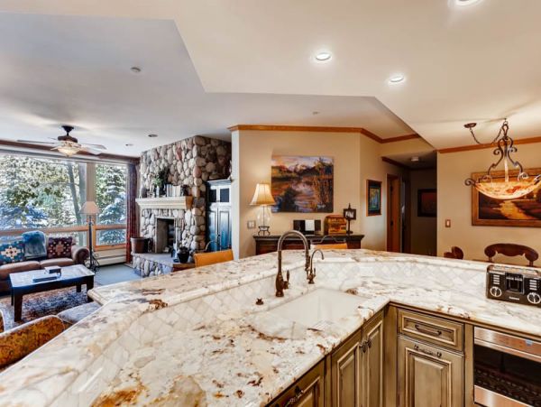 Beaver Creek Vacation Condo Sleeps Ten Guests.