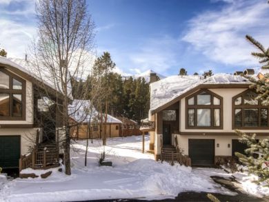 Breckenridge Vacation Townhouse Sleeps Six Guests.