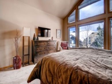 Breckenridge Vacation Townhouse Sleeps Six Guests.