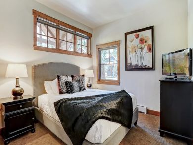 Breckenridge Ski in Three Bedroom Condo
