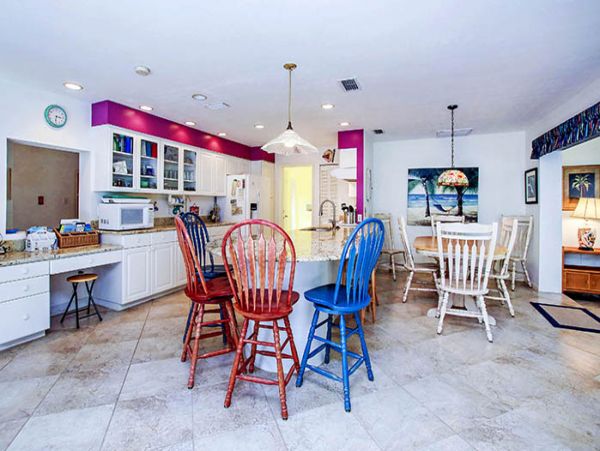 Sanibel Vacation Pool Home Sleeps Eight Guests Walk To Beach