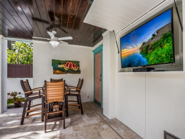Luxury Holmes Beach Vacation Home Sleeps 8 Private Pool