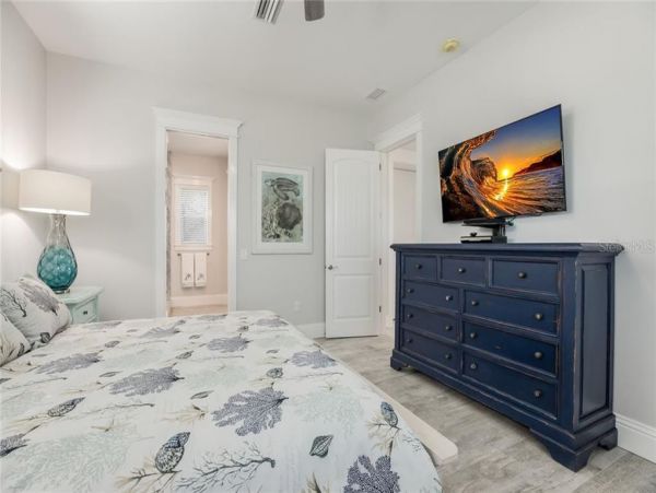 Luxury Holmes Beach Vacation Home Sleeps 8 Private Pool