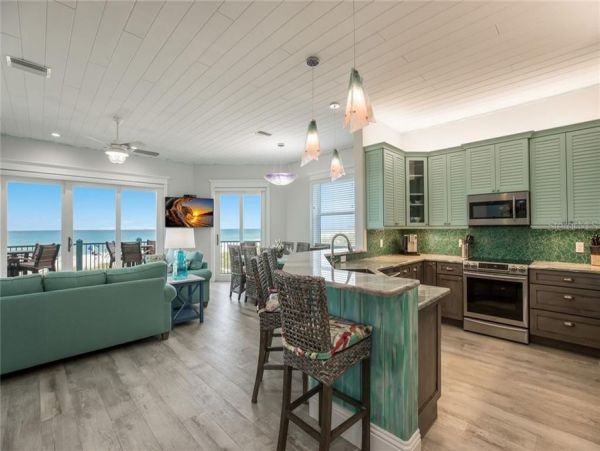 Luxury Holmes Beach Vacation Home Sleeps 8 Private Pool