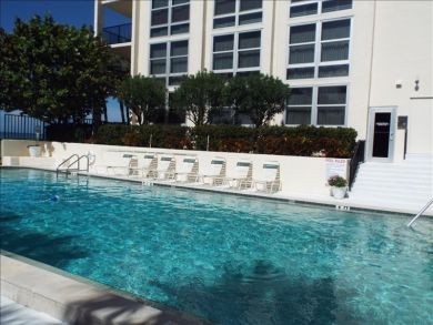 Longboat Key Vacation Condo Sleeps Six Guests.