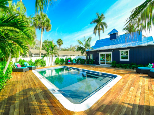 Charming Anna Maria Island Home - Steps from the Beach