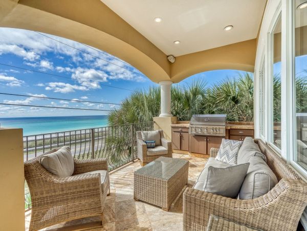 Gulf Front Five Bedroom Vacation Home in Miramar Beach