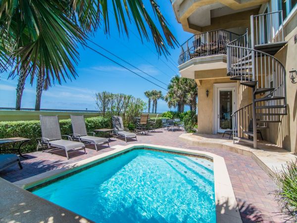 Gulf Front Five Bedroom Vacation Home in Miramar Beach