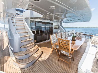 Platinum World Class Yacht with Five State Rooms