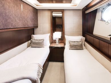 Platinum World Class Yacht with Five State Rooms