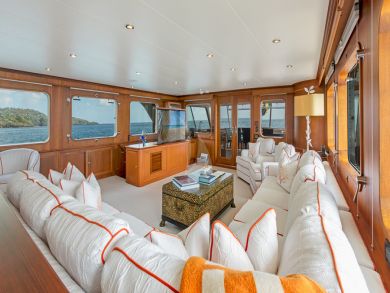 Luxury World Class Yacht with Five State Rooms and Crew